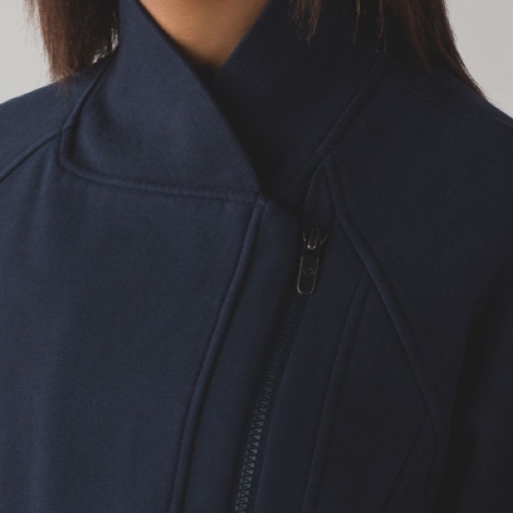 Lululemon Back To It Wrap - Picture 5 of 7